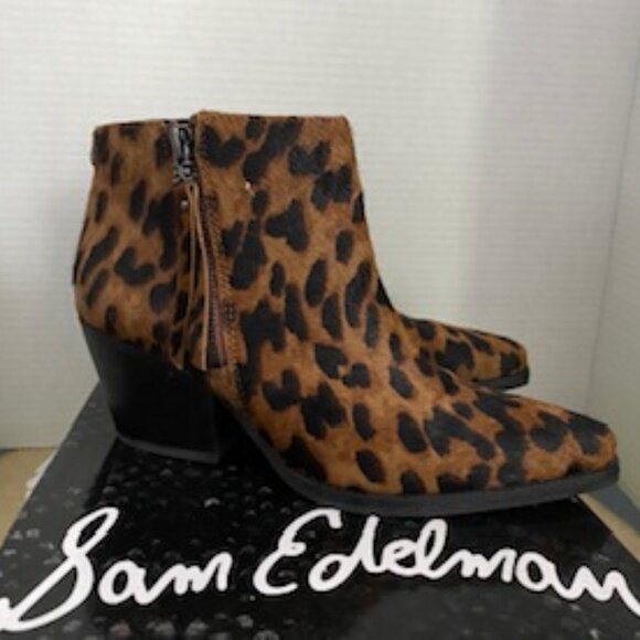 Women's Booties - Picture 2 of 5